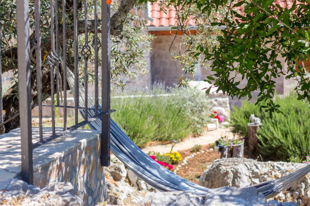 Olive Garden Apartment Ston Exterior foto